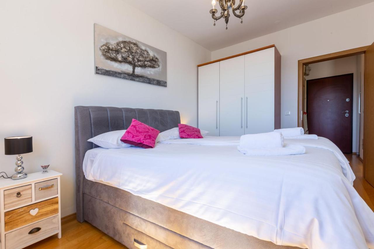 Jadran Apartment With Balcony And Parking Garage ザダル エクステリア 写真