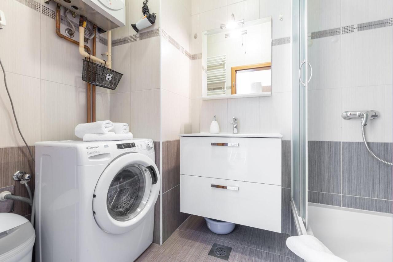 Jadran Apartment With Balcony And Parking Garage ザダル エクステリア 写真